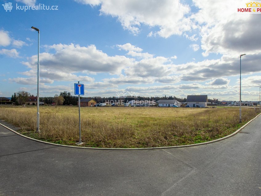 Prodej  stavebního pozemku 1140 m^2 Kolová, Kolová 