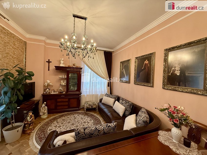 Prodej bytu 3+kk 86 m^2 Hlavní třída, Mariánské Lázně 