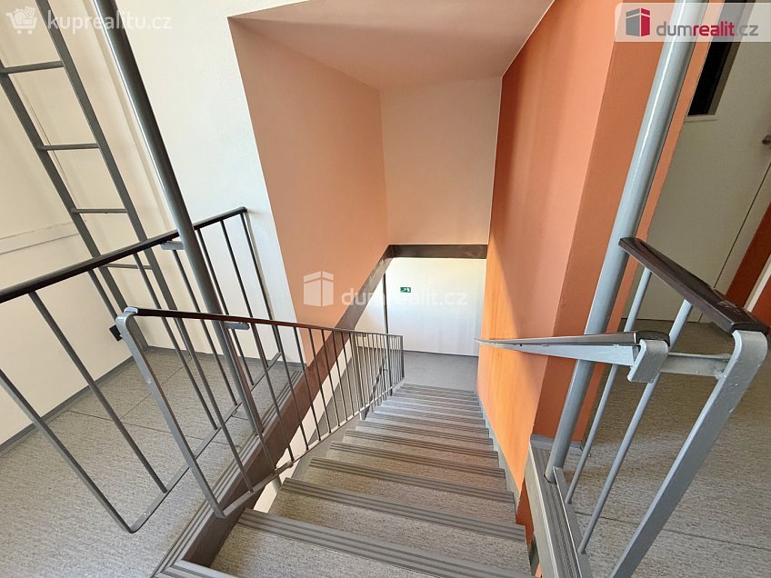 Prodej bytu 2+kk 46 m^2 Chalabalova, Praha 13 