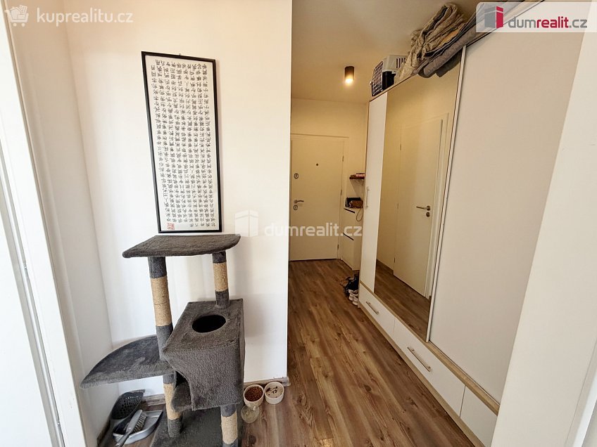 Prodej bytu 2+kk 46 m^2 Chalabalova, Praha 13 