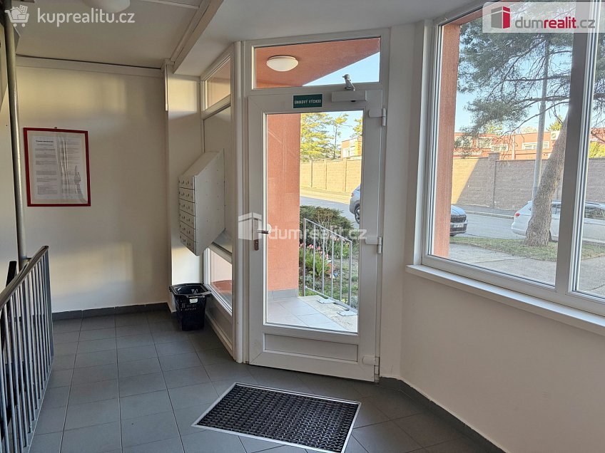 Prodej bytu 2+kk 46 m^2 Chalabalova, Praha 13 