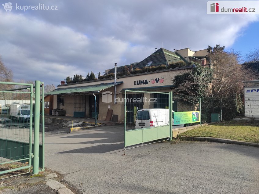 Pronájem  komerční reality 500 m^2 Vančurova, Opava 