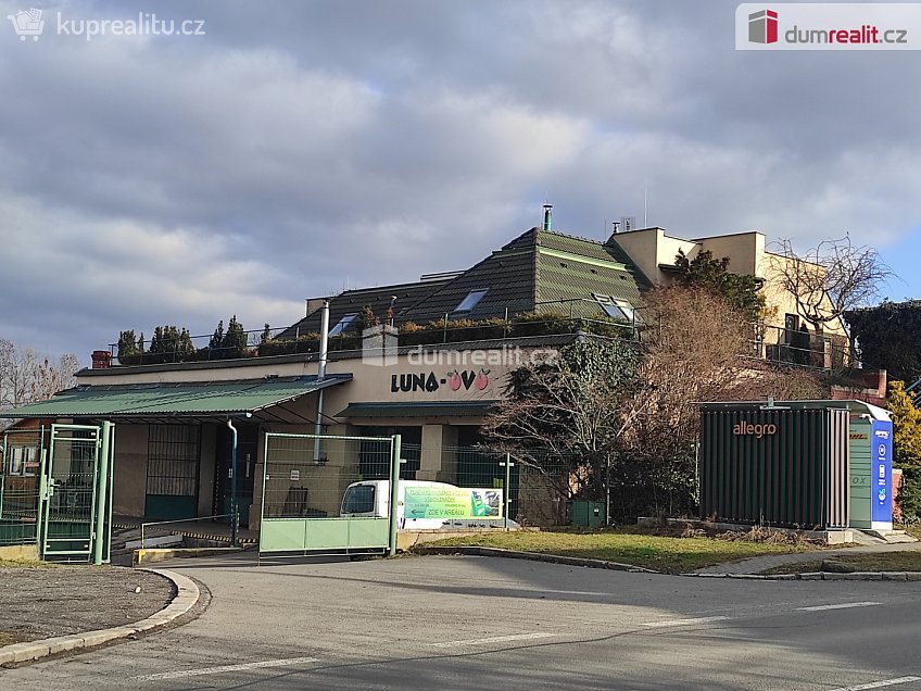 Pronájem  komerční reality 500 m^2 Vančurova, Opava 