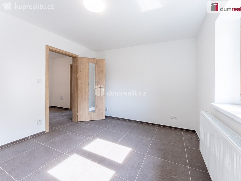 Prodej  rodinného domu 80 m^2 Kostelec, Kostelec 