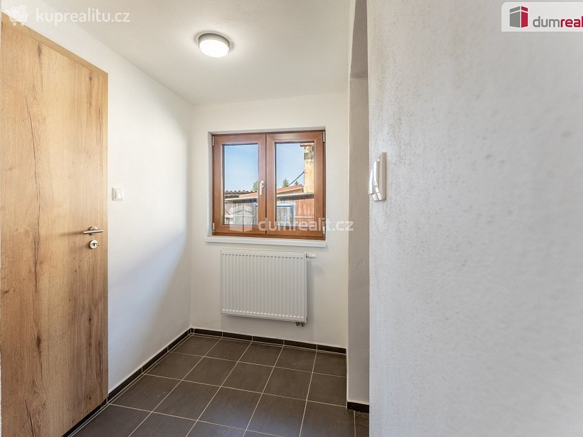 Prodej  rodinného domu 80 m^2 Kostelec, Kostelec 