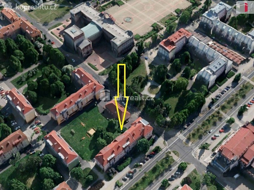 Prodej bytu 2+1 75 m^2 Hlavní třída, Ostrov 