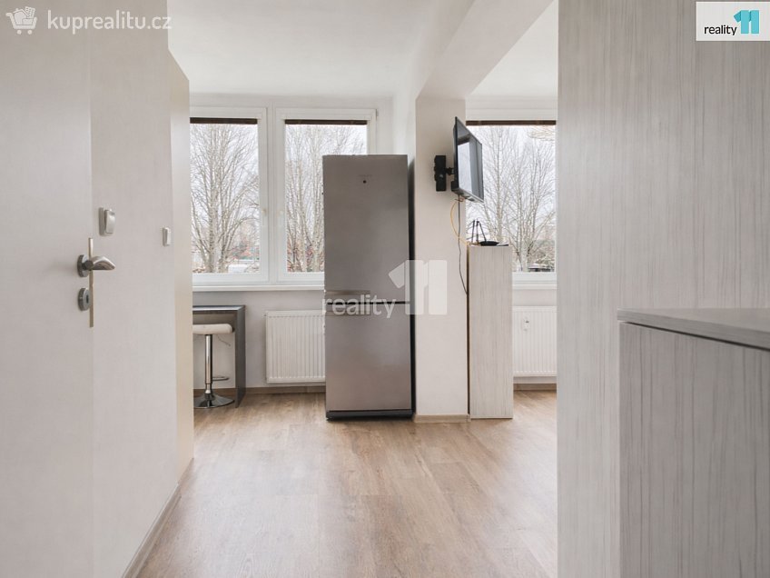 Pronájem bytu 1+1 29 m^2 Rimavské Soboty, Kolín 