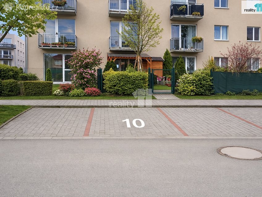 Pronájem bytu 1+kk 36 m^2 Ječná, Hostivice 