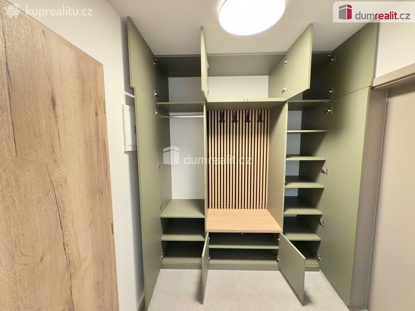 Prodej bytu 1+kk 30 m^2 Merklín, Merklín 