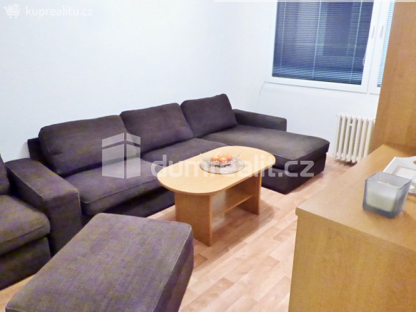 Pronájem bytu 3+1 58 m^2 Čs. armády, Štětí 