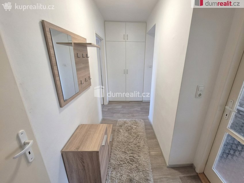 Pronájem bytu 3+kk 60 m^2 Kpt. Jaroše, Roudnice nad Labem 