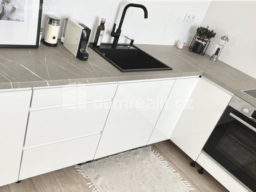 Pronájem bytu 2+1 63 m^2 Alej 17. listopadu, Roudnice nad Labem 