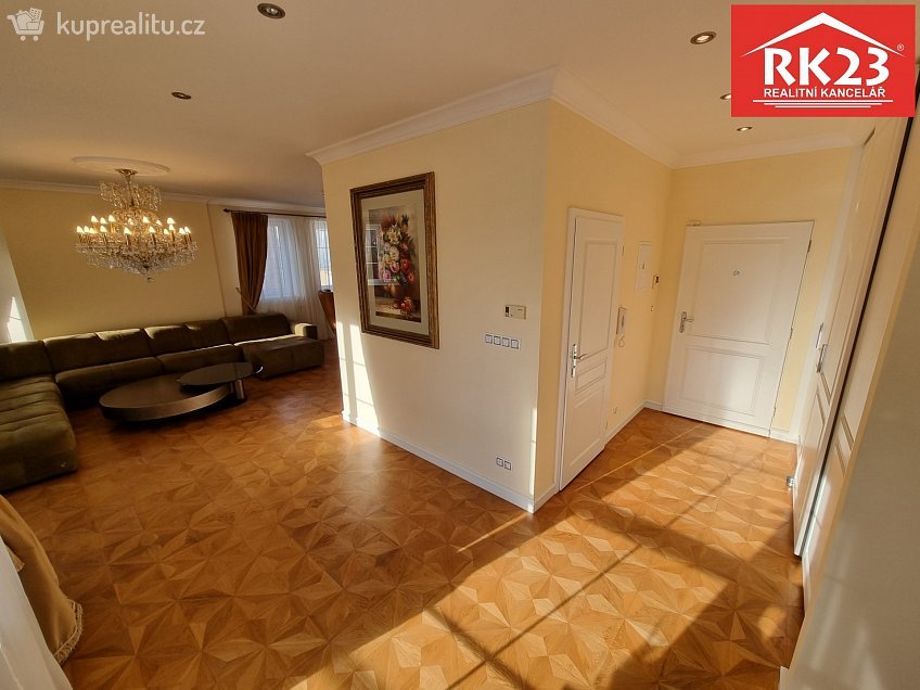 Prodej bytu 3+kk 165 m^2 Bezejmenná 725, Mariánské Lázně 