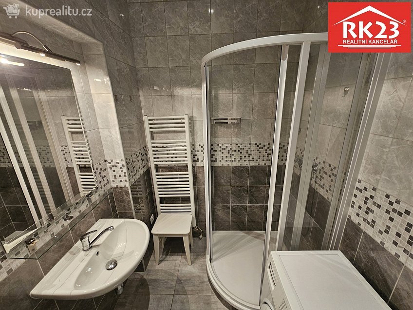 Prodej bytu 2+1 64 m^2 Klíčová, Mariánské Lázně 