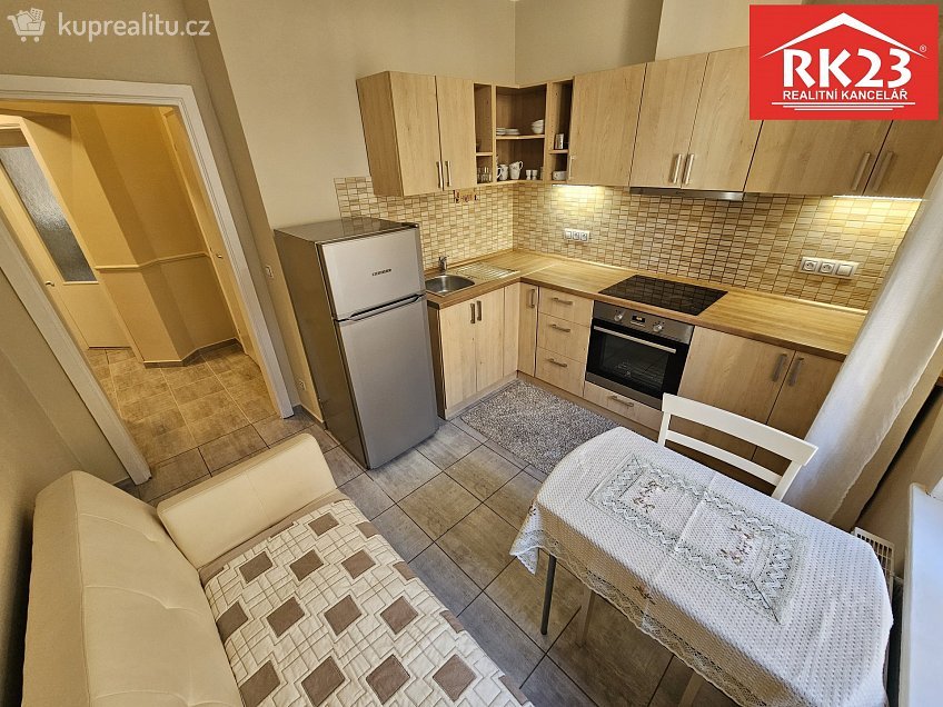 Prodej bytu 2+1 64 m^2 Klíčová, Mariánské Lázně 