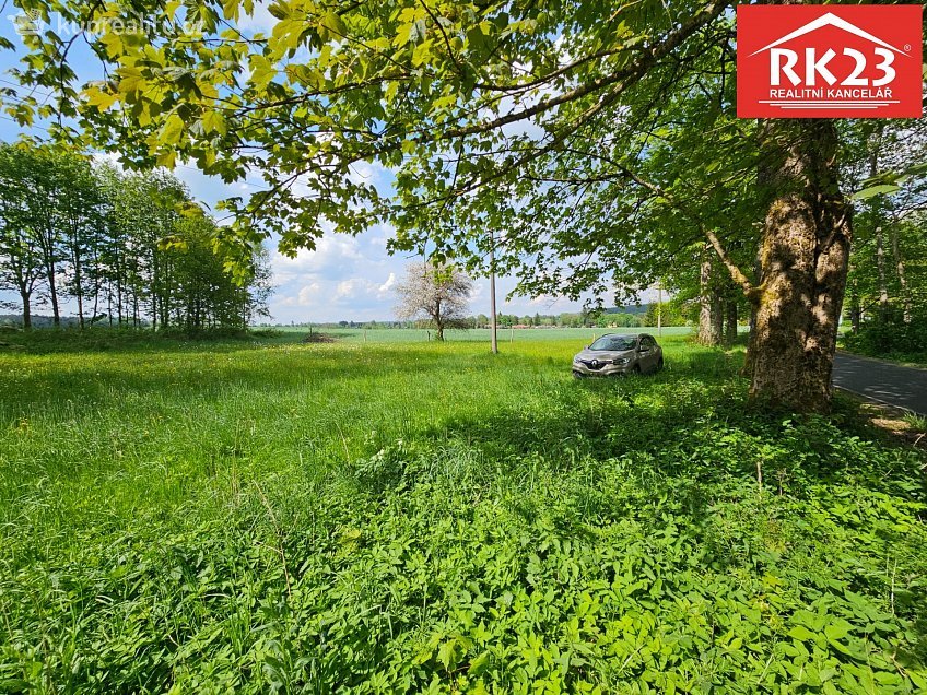 Prodej  stavebního pozemku 2874 m^2 Tři Sekery, Tři Sekery 