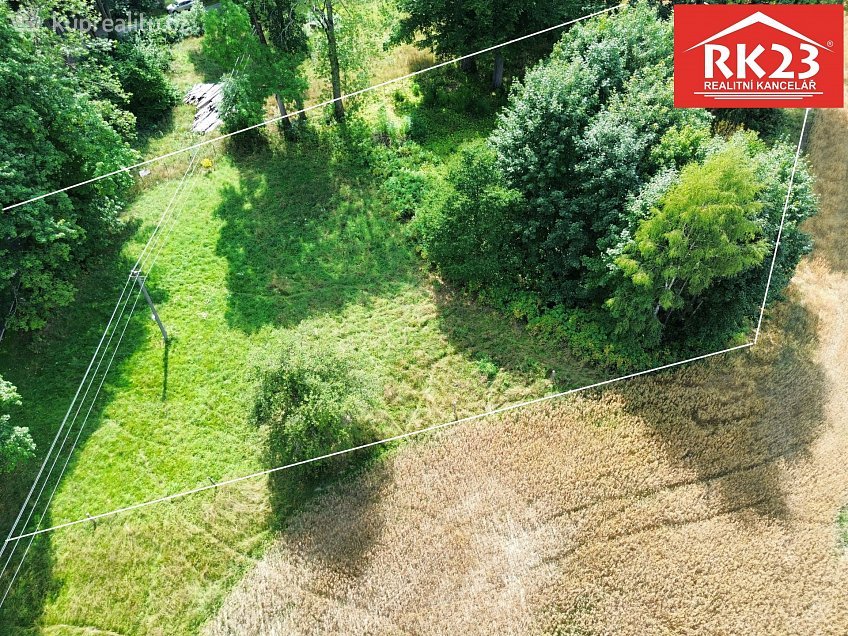 Prodej  stavebního pozemku 2874 m^2 Tři Sekery, Tři Sekery 