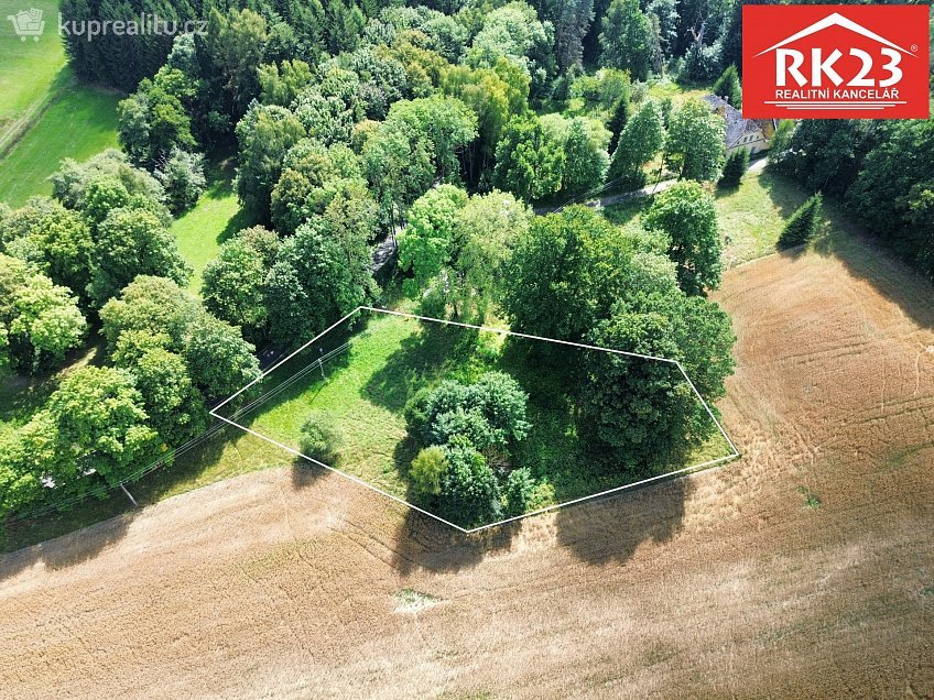 Prodej  stavebního pozemku 2874 m^2 Tři Sekery, Tři Sekery 