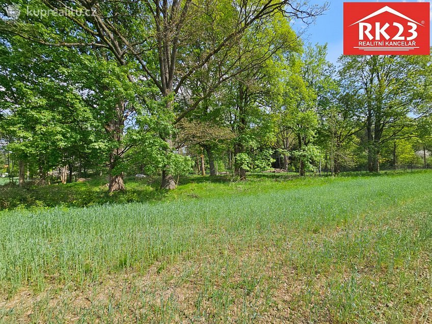 Prodej  stavebního pozemku 2874 m^2 Tři Sekery, Tři Sekery 