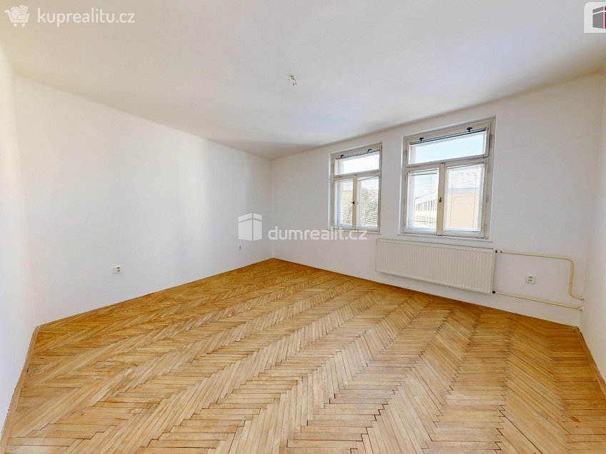 Pronájem bytu 2+1 76 m^2 Dolní náměstí, Opava 