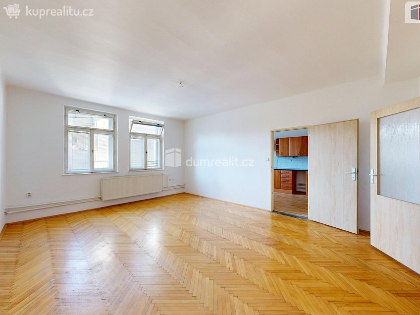 Pronájem bytu 2+1 76 m^2 Dolní náměstí, Opava 