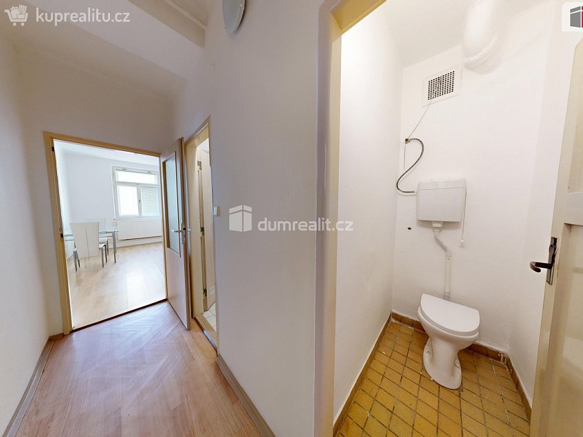 Pronájem bytu 2+1 76 m^2 Dolní náměstí, Opava 