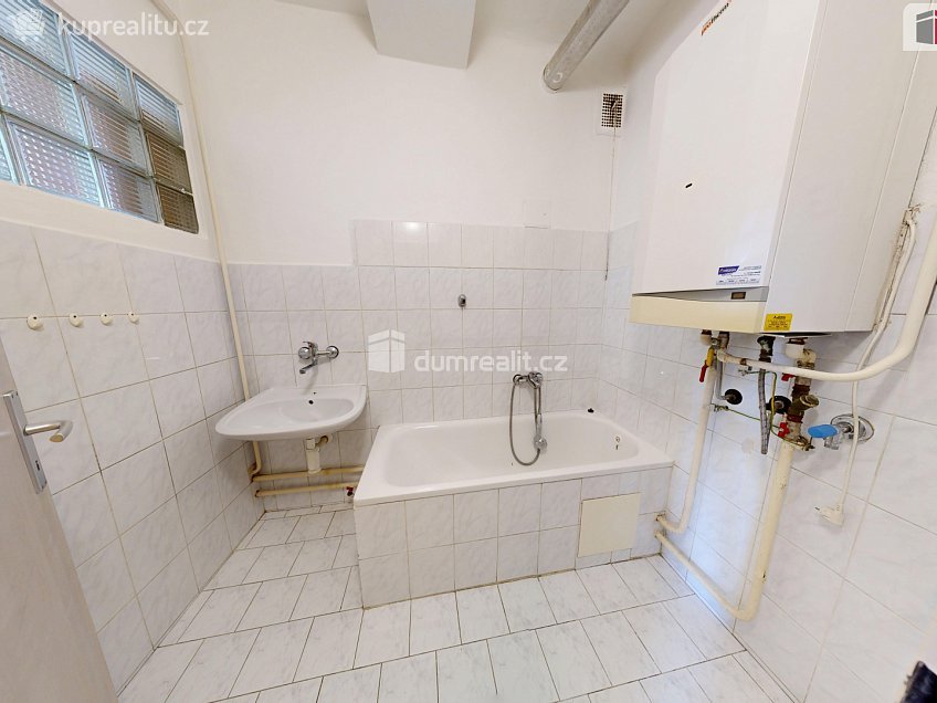 Pronájem bytu 2+1 76 m^2 Dolní náměstí, Opava 