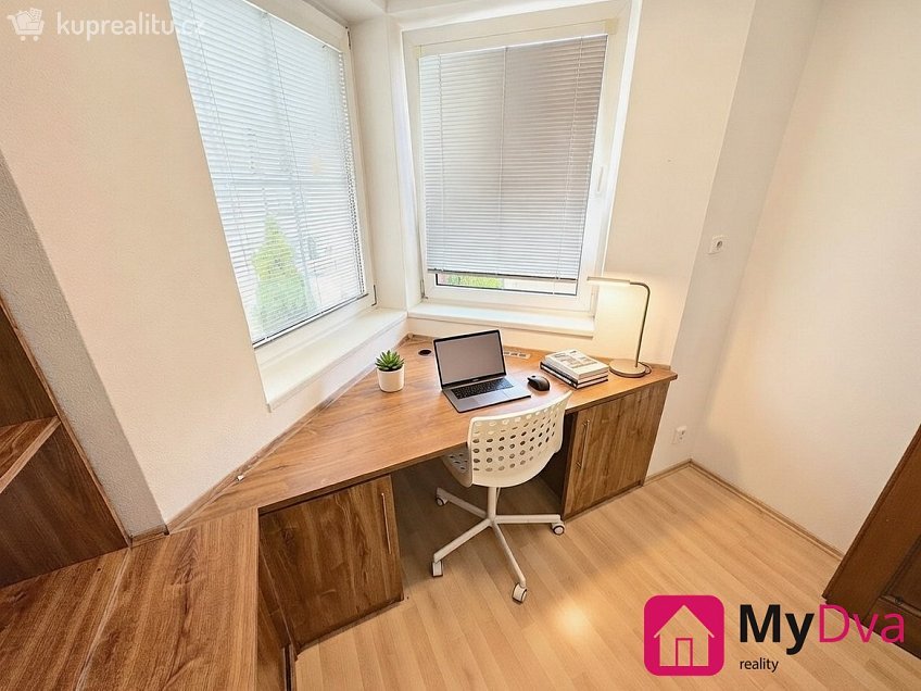 Prodej  rodinného domu 195 m^2 M. Horákové, Třebíč 