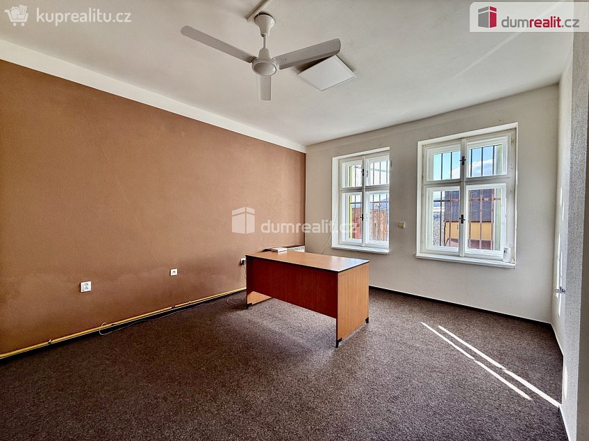 Pronájem  obchodních prostor 36 m^2 Litoměřická, Děčín 