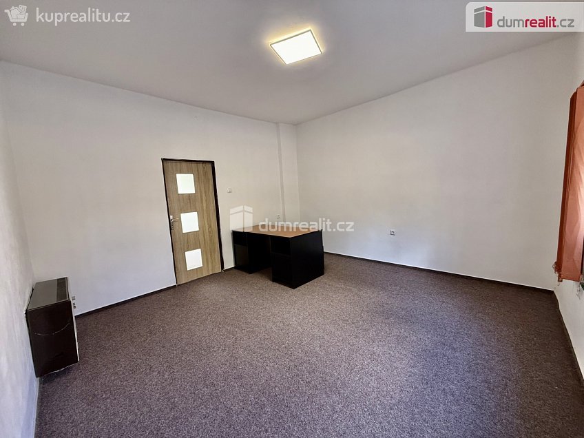 Pronájem  obchodních prostor 36 m^2 Litoměřická, Děčín 