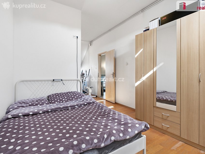 Prodej bytu 4+kk 140 m^2 Na Valtické, Břeclav 