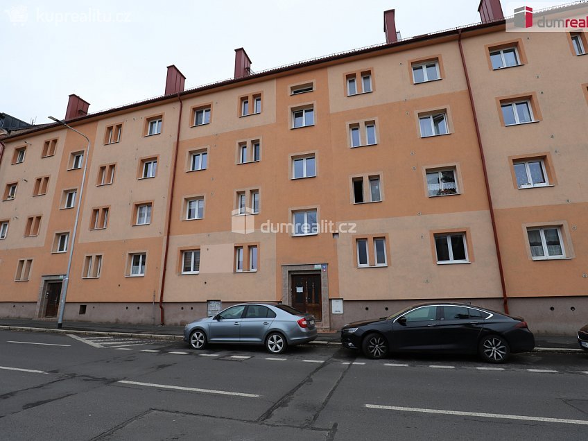 Prodej bytu 2+1 60 m^2 Valdštejnova, Cheb 