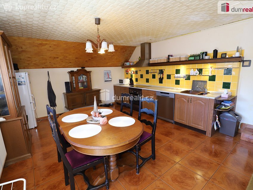 Prodej  činžovního domu 330 m^2 Vítězná, Habartov 