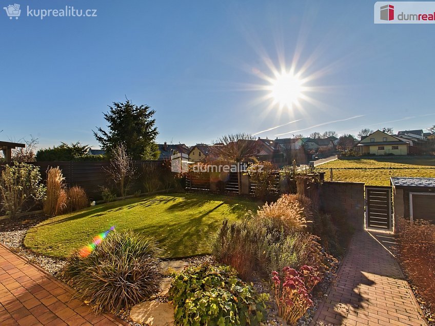 Prodej  rodinného domu 104 m^2 Hájecká, Chýně 