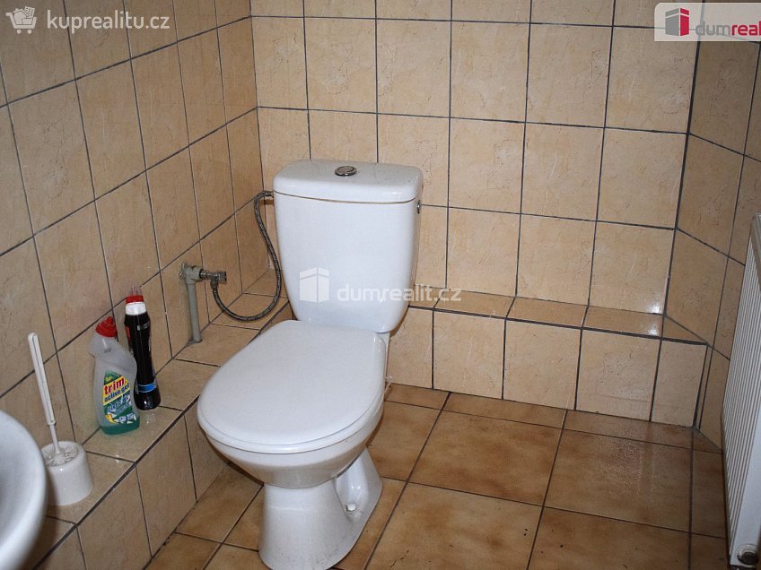 Pronájem  komerční reality 143 m^2 Sukorady, Sukorady 