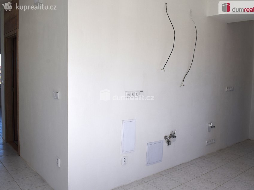 Pronájem  komerční reality 139 m^2 Sukorady, Sukorady 