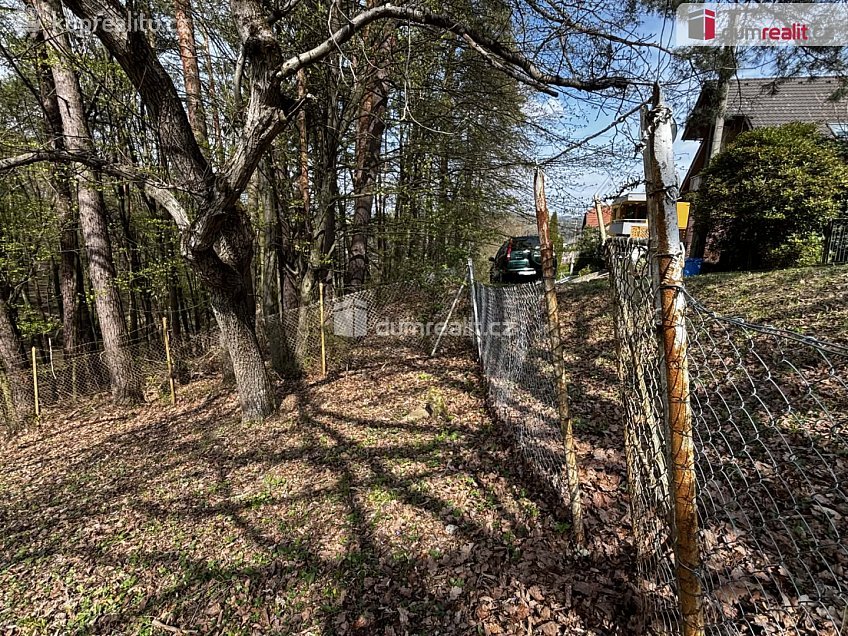 Prodej  stavebního pozemku 1153 m^2 Lužné, Luhačovice 