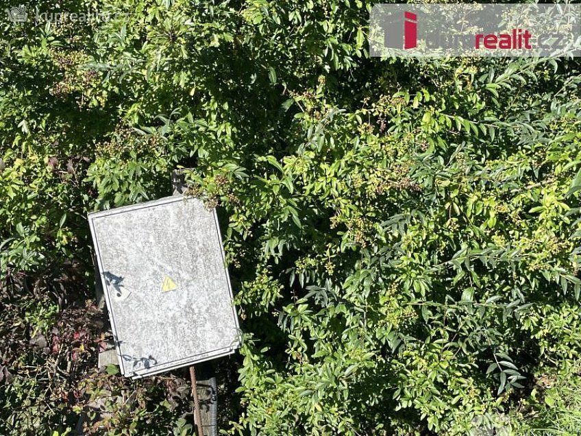 Prodej  stavebního pozemku 1153 m^2 Lužné, Luhačovice 