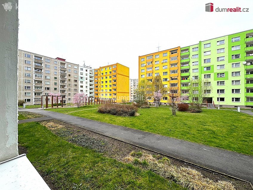 Prodej bytu 3+1 70 m^2 Atletická, Sokolov 