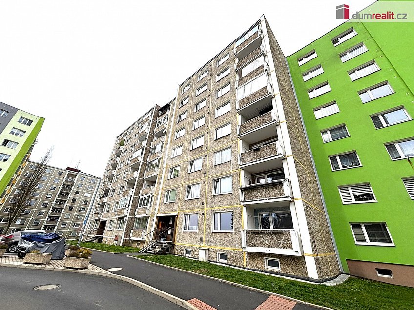 Prodej bytu 3+1 70 m^2 Atletická, Sokolov 
