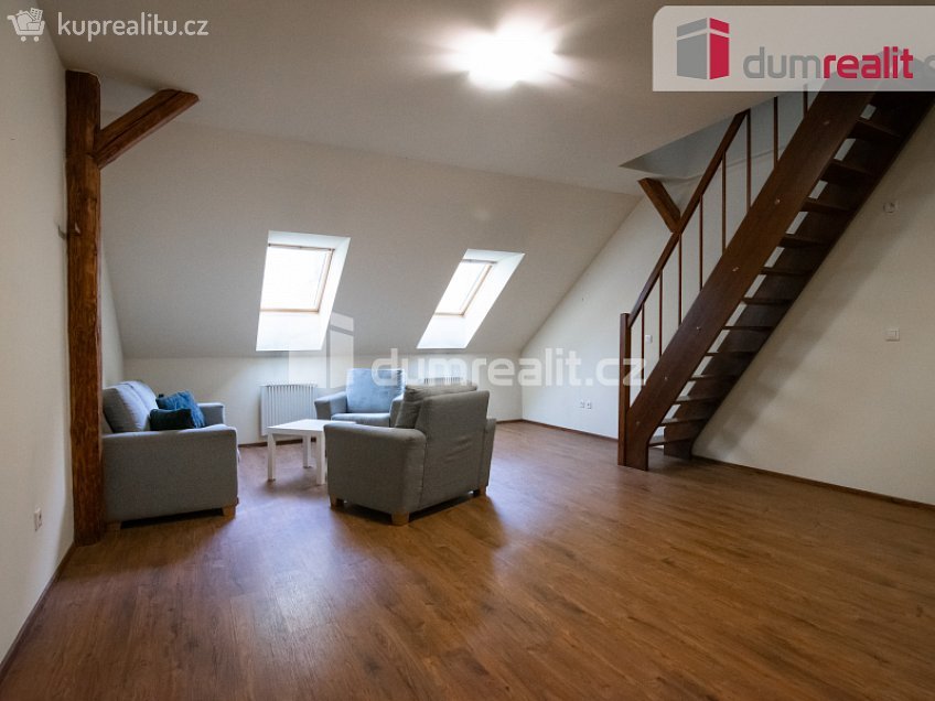 Pronájem bytu 2+kk 62 m^2 Pražská, Kolín 