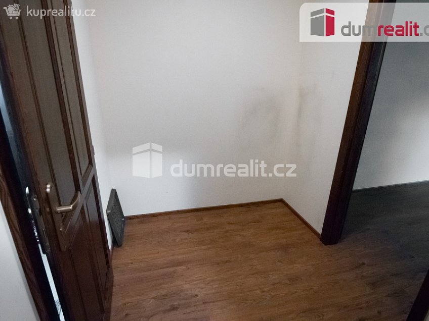 Pronájem bytu 2+kk 62 m^2 Pražská, Kolín 