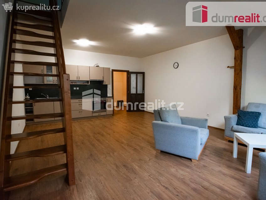 Pronájem bytu 2+kk 62 m^2 Pražská, Kolín 