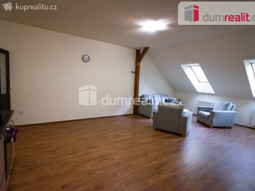 Pronájem bytu 2+kk 62 m^2 Pražská, Kolín 