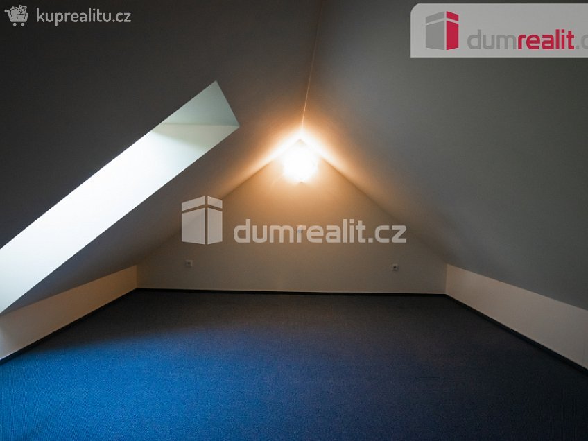 Pronájem bytu 2+kk 62 m^2 Pražská, Kolín 