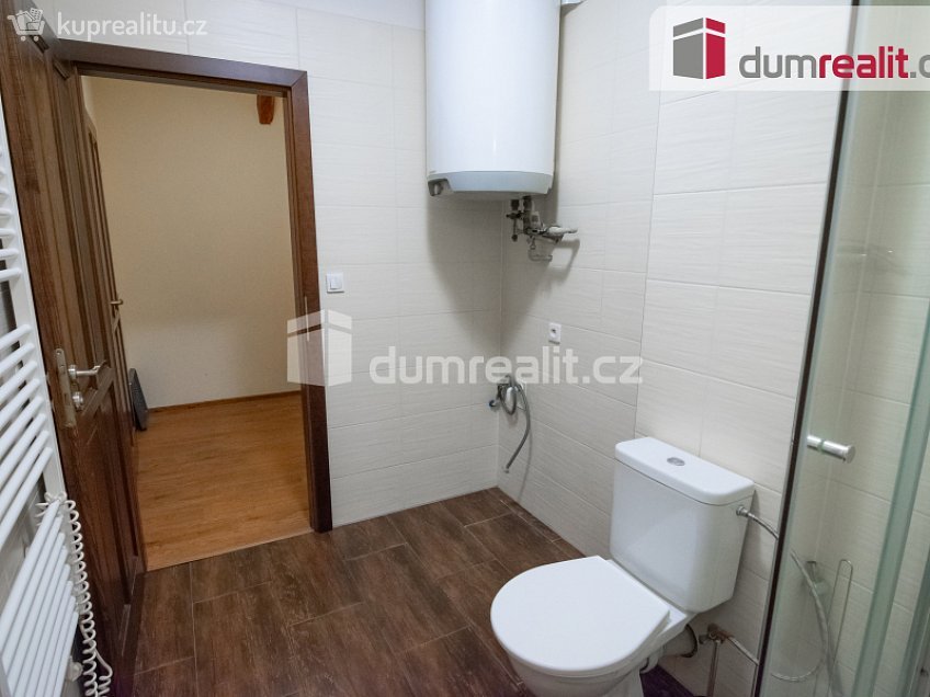 Pronájem bytu 2+kk 62 m^2 Pražská, Kolín 