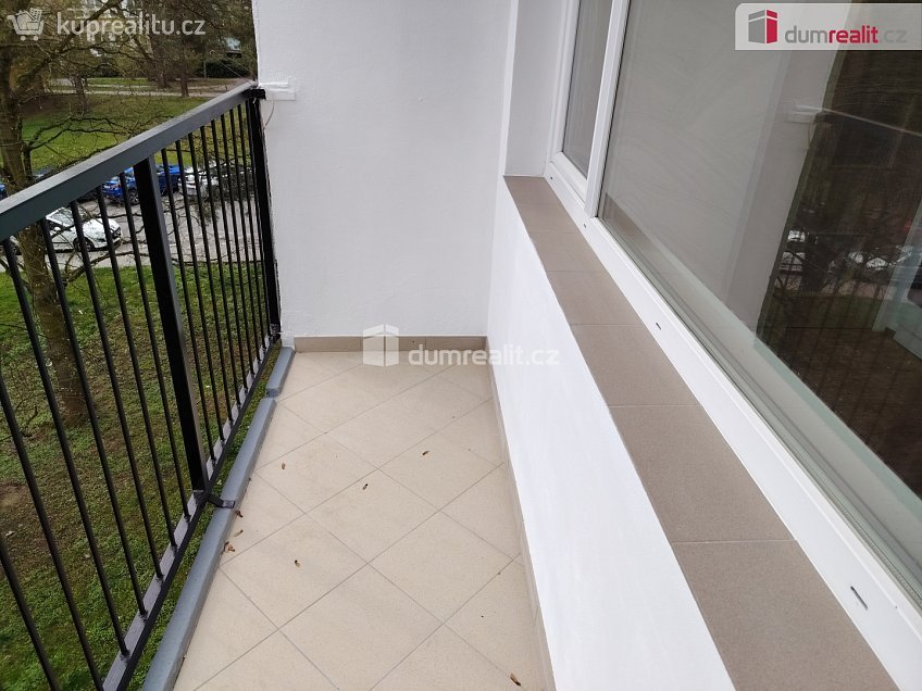 Pronájem bytu 3+1 72 m^2 U Tvrze, Děčín 