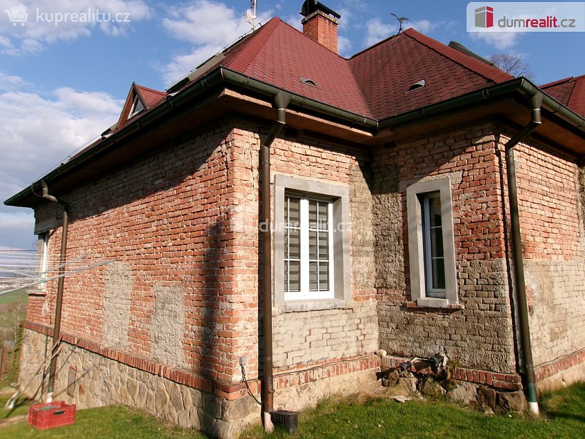 Pronájem bytu 2+kk 60 m^2 Na Hložku, Dobrovice 