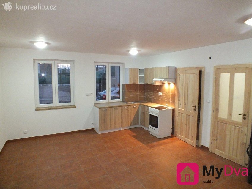 Pronájem bytu 3+kk 60 m^2 Poštovní, Znojmo 