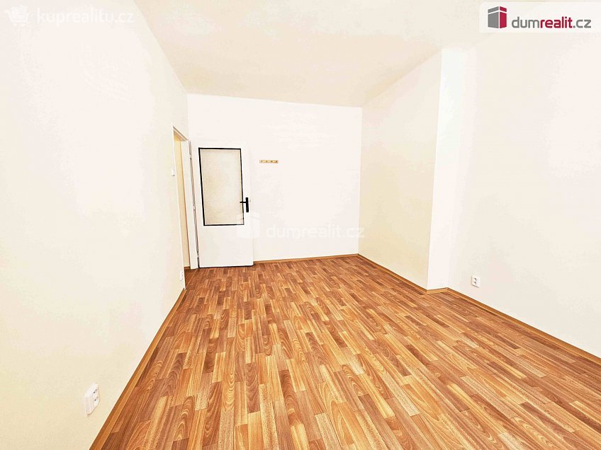 Pronájem bytu 1+kk 21 m^2 třída T. G. Masaryka, Roudnice nad Labem 